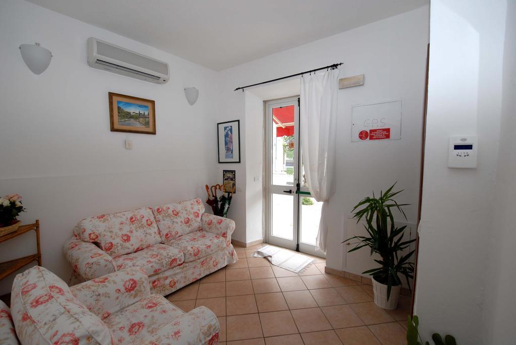 Hotel Luana فياريجيو المظهر الخارجي الصورة