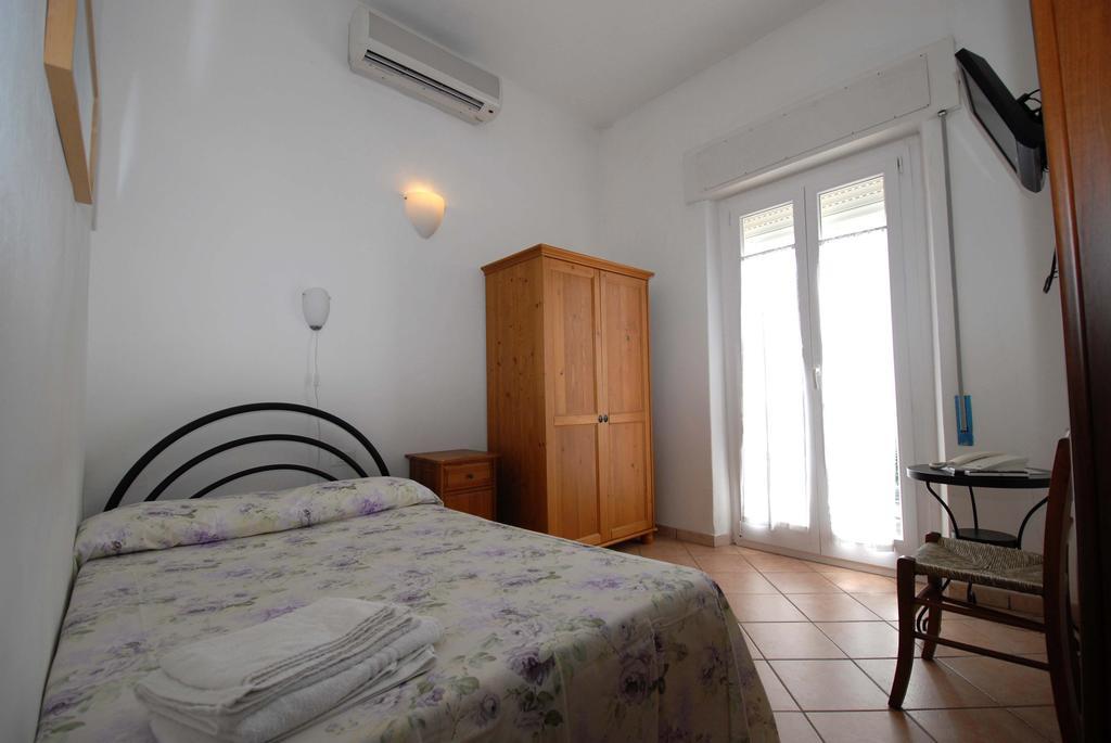 Hotel Luana فياريجيو المظهر الخارجي الصورة
